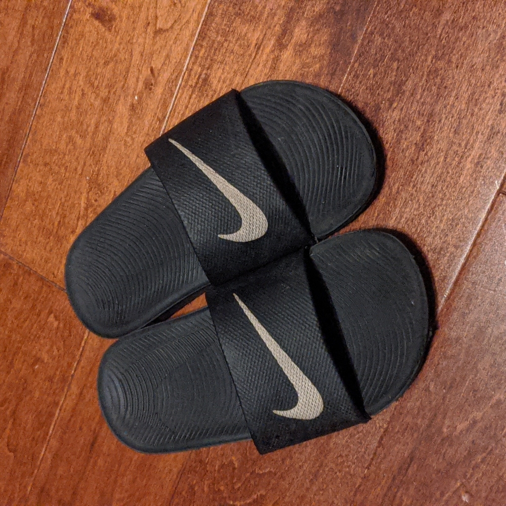 Nike sandals